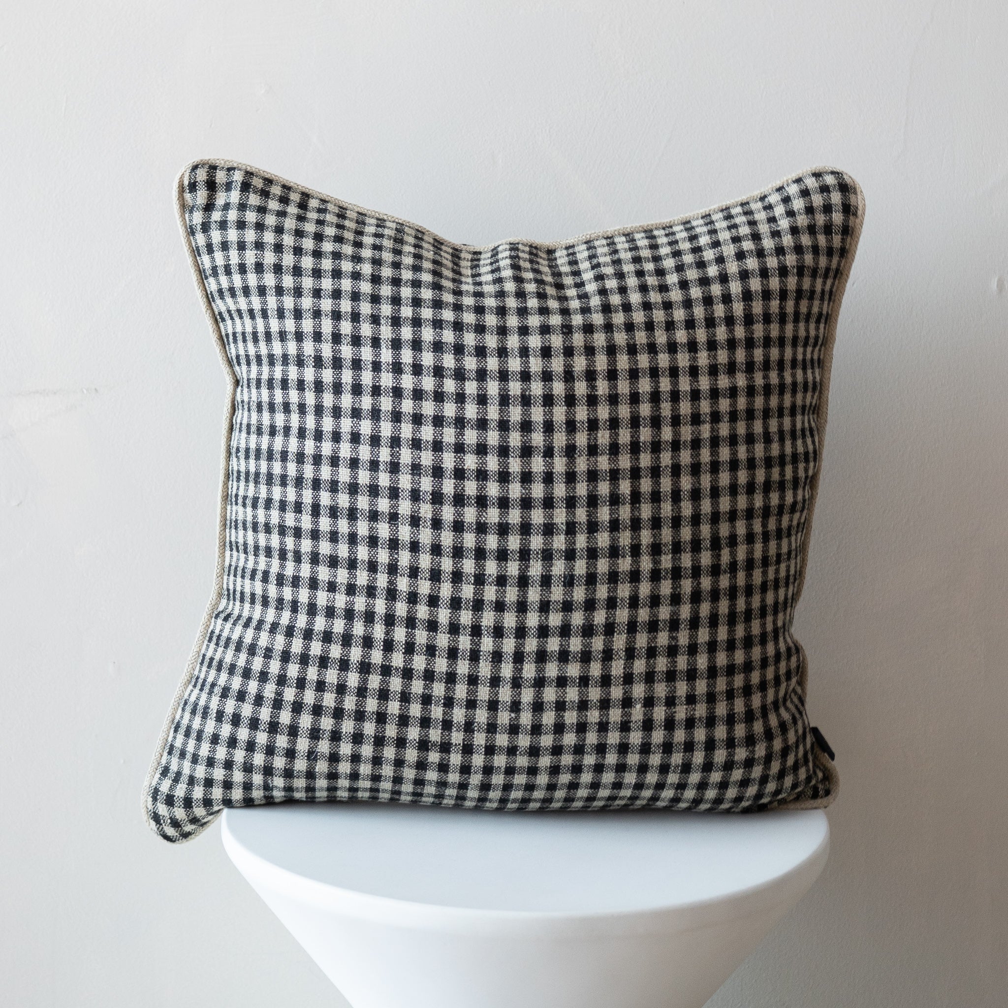 Piana Linen Decorative Pillow