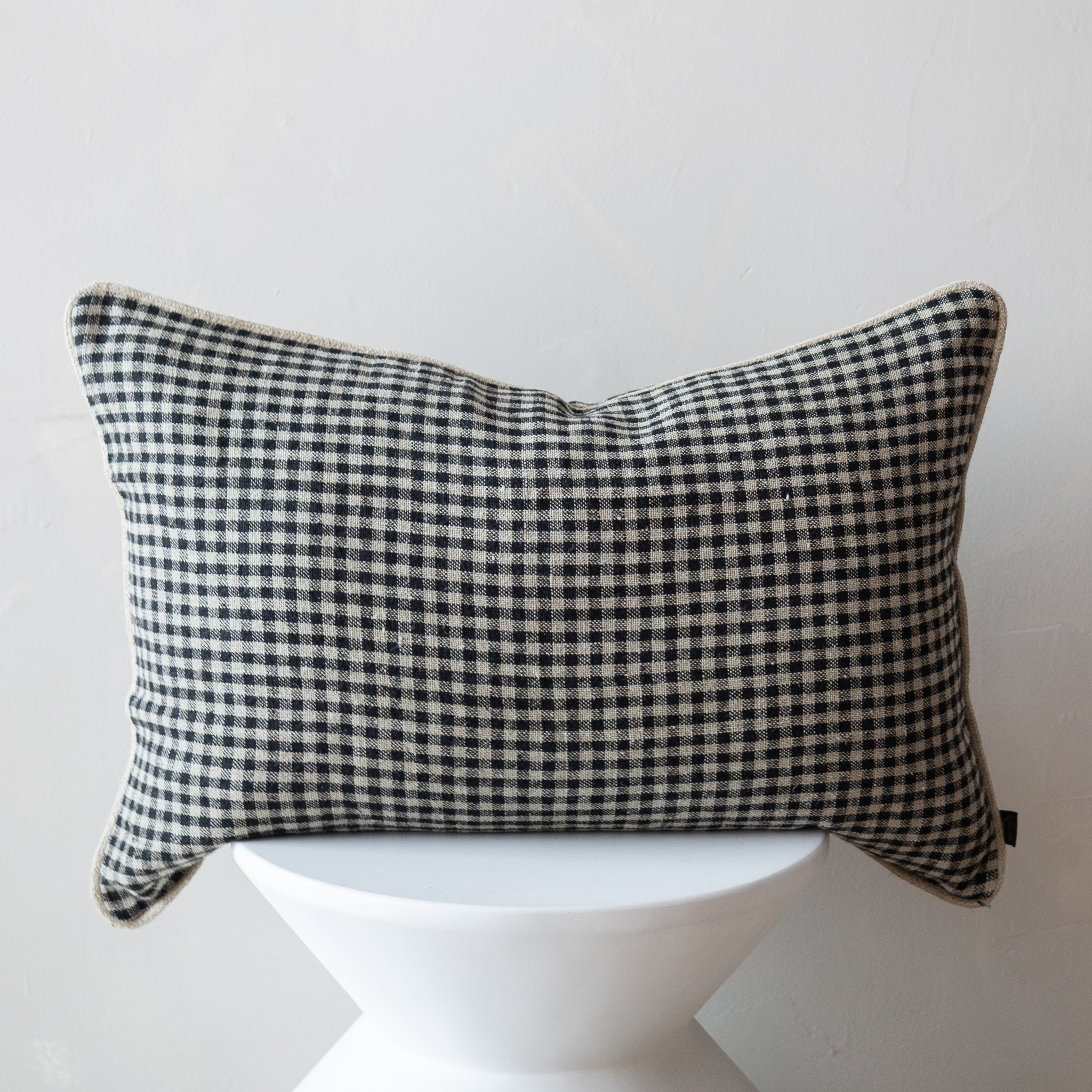 Piana Linen Decorative Pillow